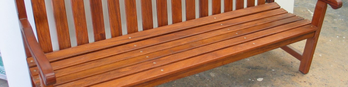 Rose Garden Seat.JPG